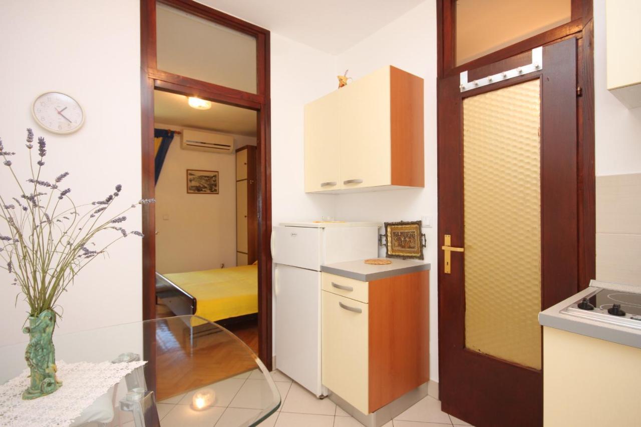 Apartment Mali Losinj 7879b Bagian luar foto