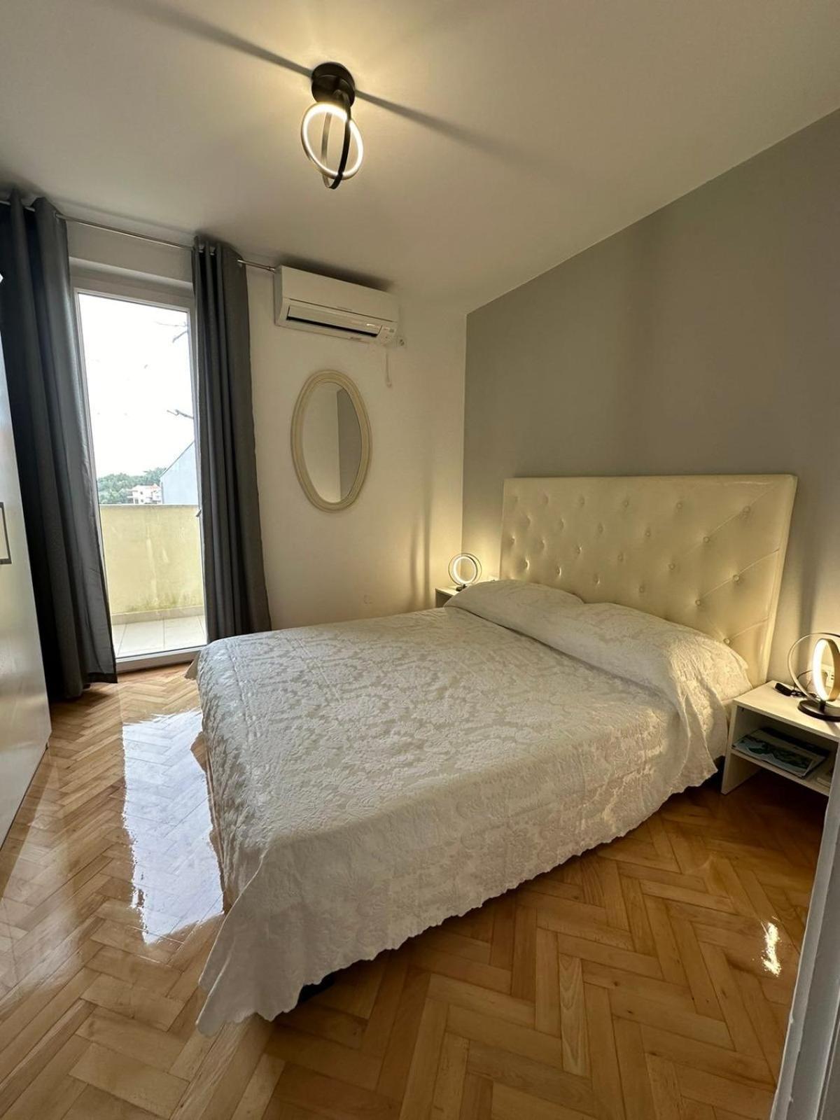 Apartment Mali Losinj 7879b Bagian luar foto